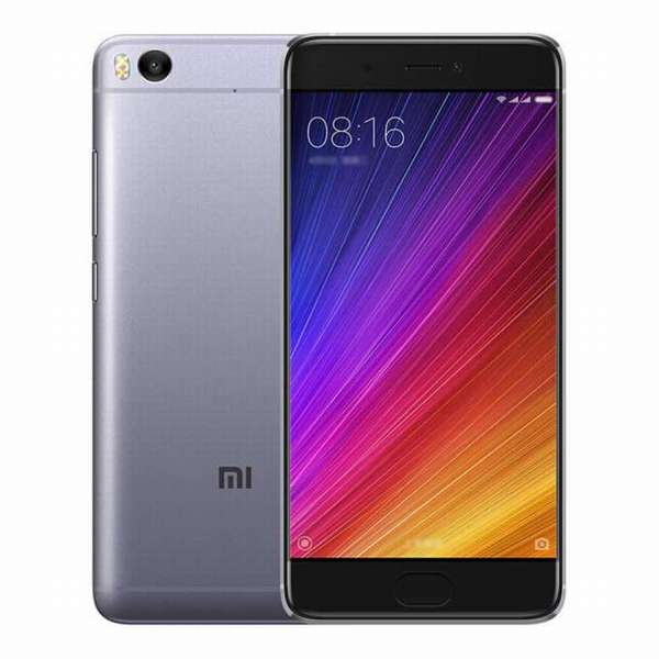 лицевая часть и задняя панель смартфона Xiaomi Mi 5s